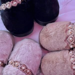 Pantufla café corazones