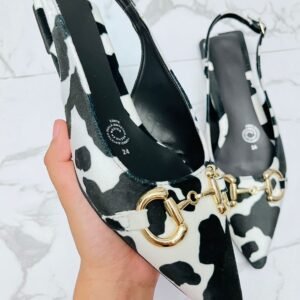 Flat punta en pico negro/blanco