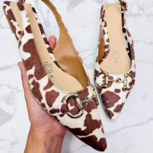 Flat punta en pico blanco/café