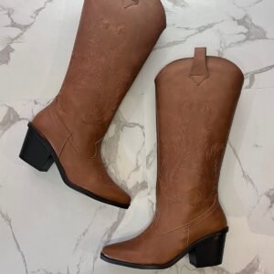 Bota vaquera caballo de mar cafe bordada