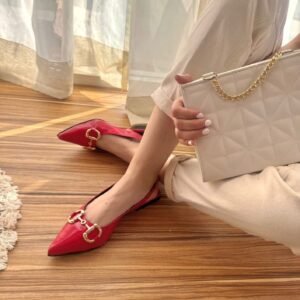 Mule charol rojo con herraje