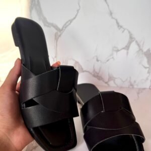 Sandalia matte negra