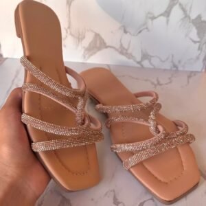 Sandalia con tiras cruzadas oro rosado