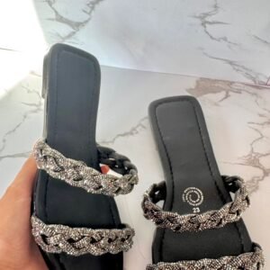 Sandalia trenza negra