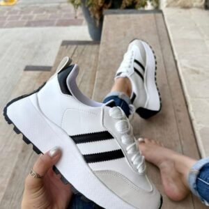 Tenis plataforma blanco/gris con lineas negras